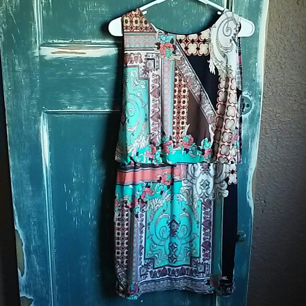 R&M Richards med length dress